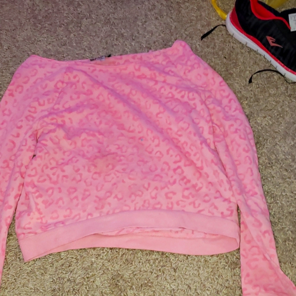 Pink cheetah prints off the shoulder shirt